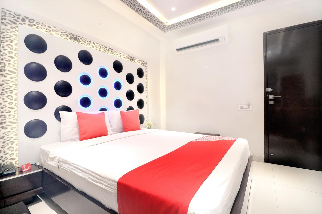 Oyo 14829 Hotel J Cruise Лудхіяна Екстер'єр фото