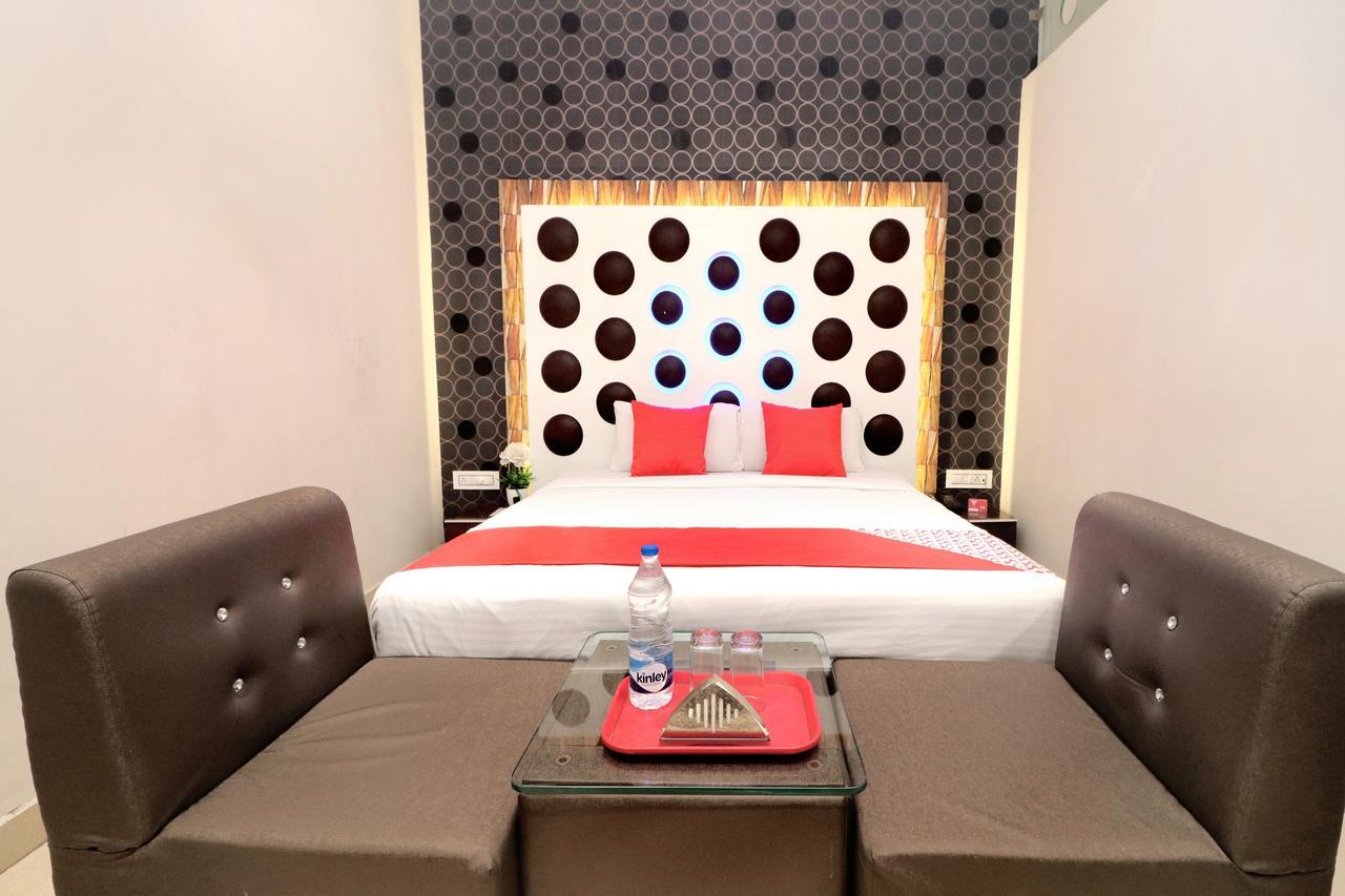 Oyo 14829 Hotel J Cruise Лудхіяна Екстер'єр фото