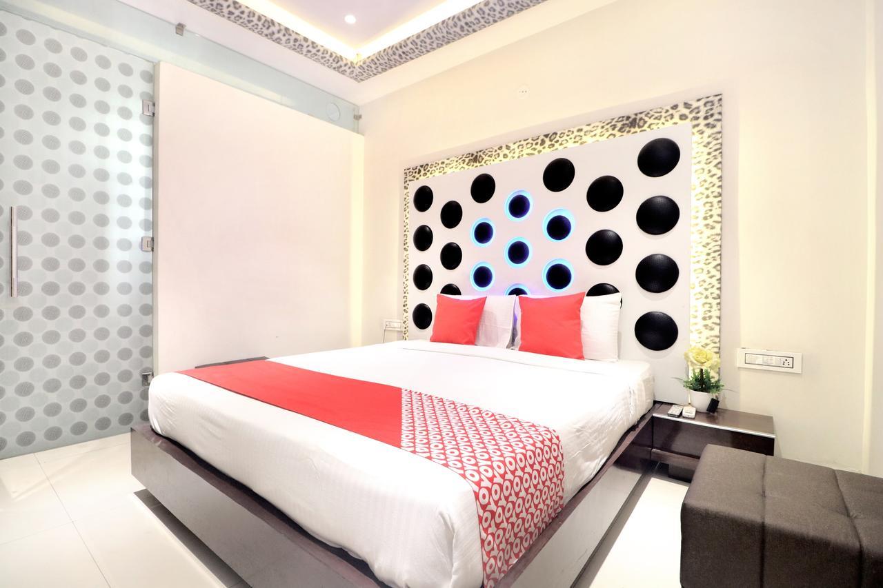 Oyo 14829 Hotel J Cruise Лудхіяна Екстер'єр фото